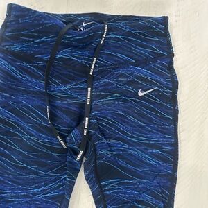 Nike women’s running  Electric Blue Patterned Leggings